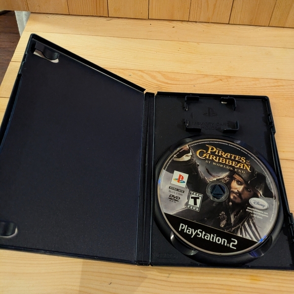 Play Station 2  Pirates of the Caribbean: At World's End Game Used - Picture 4 of 6